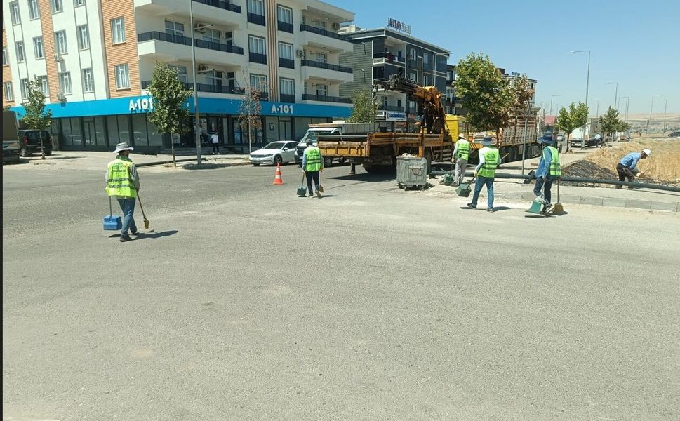 Hilal, Seyitler ve Gültepe'de Temizlik Seferberliği