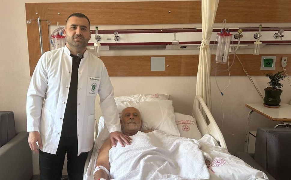 Ağaçtan Düşen Hasta Hayata Tutundu