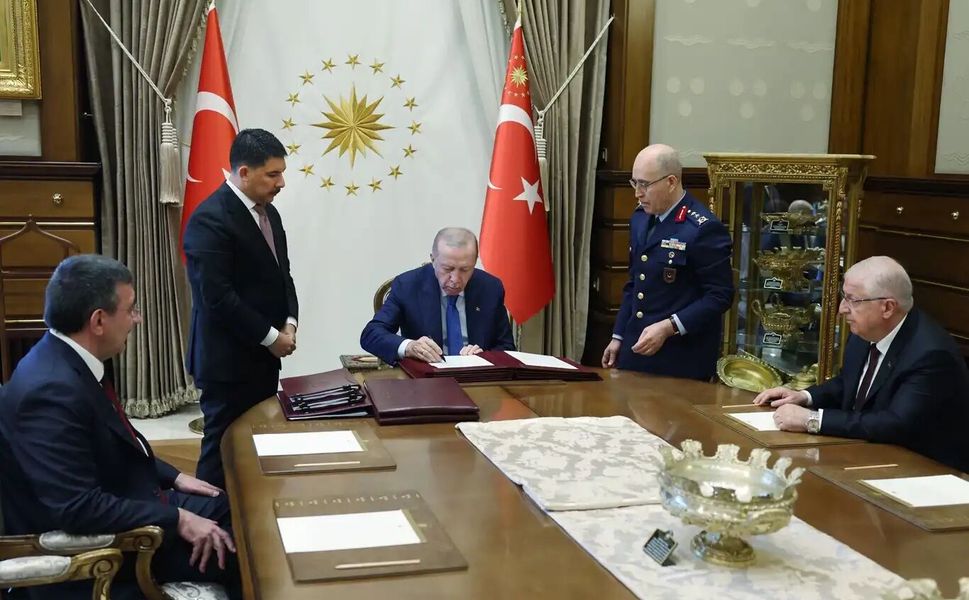 Yüksek Askeri Şura kararlarıyla TSK komuta kademesi yeniden şekillendi