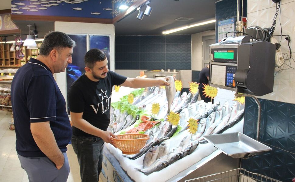 Balık sezonu başladı: Üç aylık aranın ardından balık tezgâhlara döndü