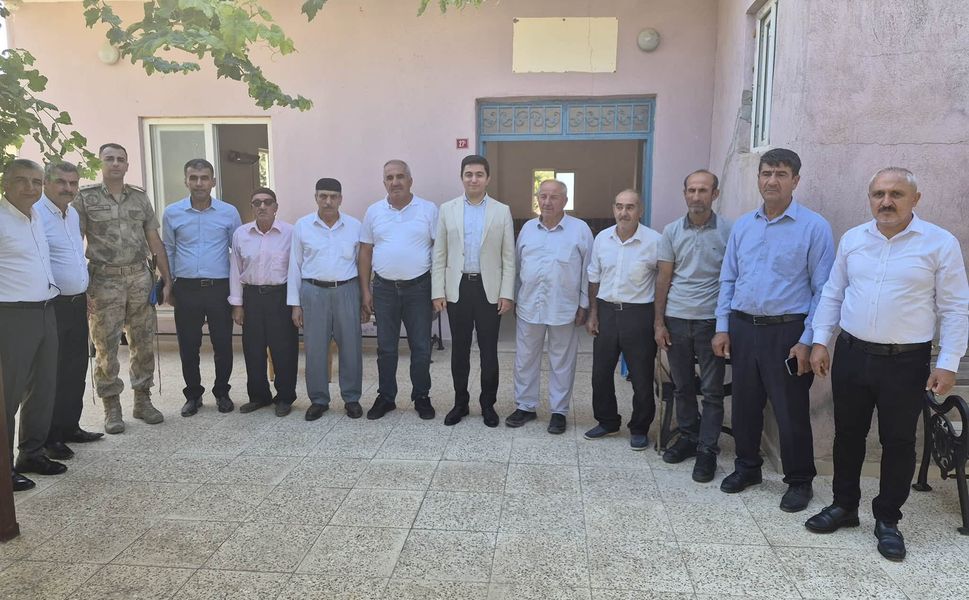 Beşiri Kaymakamı Mustafa Arslanşahin'den Köylere Çıkarma