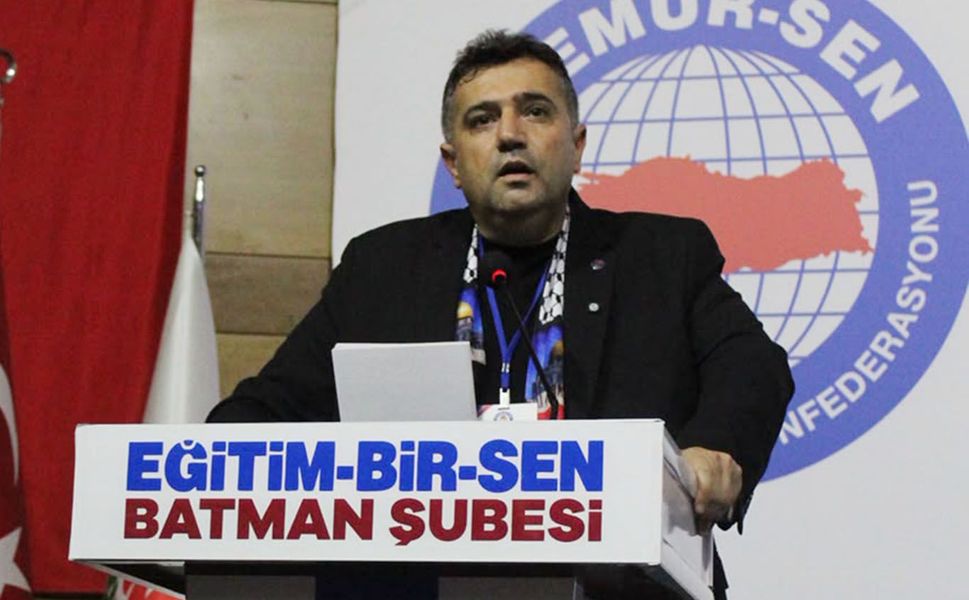 Eğitim-Bir-Sen Batman Şubesinde Şehmuz Önlü yeniden başkan seçildi