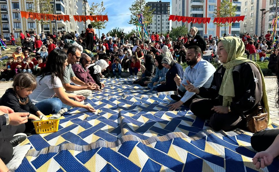Minikler Geleneksel Sokak Oyunlarıyla Buluştu
