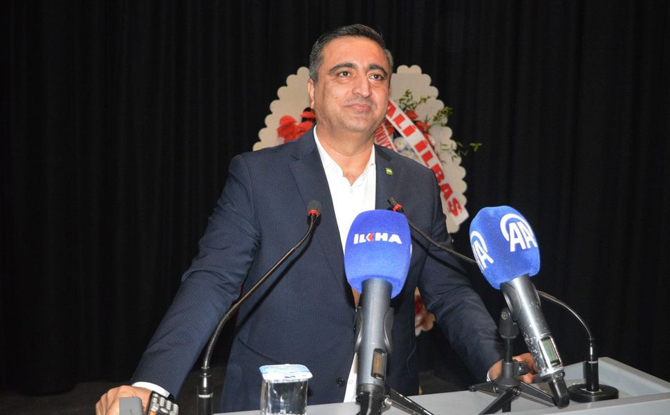 Ramanlı: Muhaliflere keskin olan kılıç yakınlarınıza köreliyorsa hile vardır