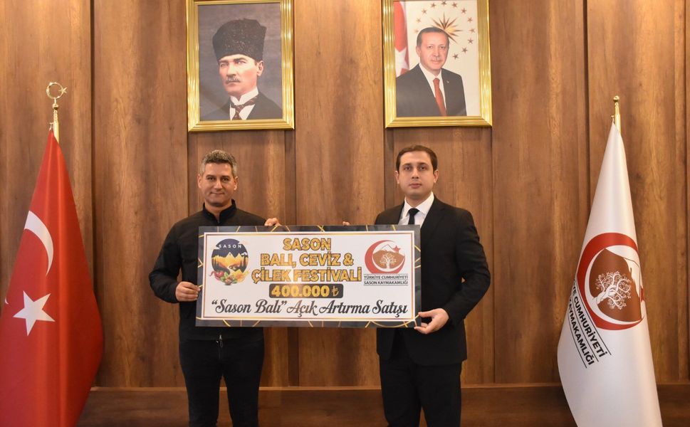 Sason Balının 1 Kilosu 400 Bin TL’ye Satılmıştı! Satış Bedeli Üreticilere Teslim Edildi