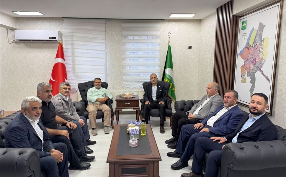 Peygamber Sevdalıları Derneği’nden HÜDA PAR Batman İl Başkanı Doğru’ya hayırlı olsun ziyareti
